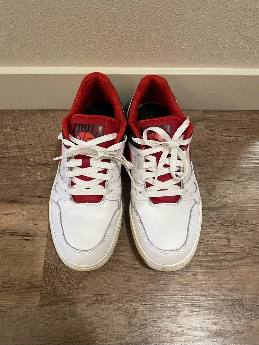 Nike Full Force Low White Black Red Lace Up Sneakers Retro FB1362-102 Mens 9.5